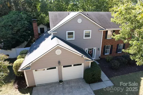 7433 Quail Ridge Dr, Charlotte, NC 28226