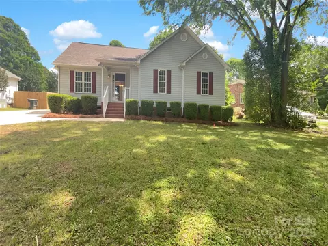 211 Sherwood Cir, Rock Hill, SC 29730