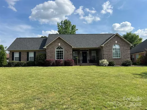 334 River Birch Cir, Mooresville, NC 28115