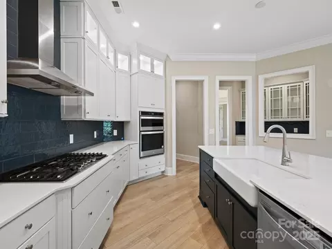 Kitchen - 709 Cavesson Way, Monroe, NC 28110 photo 2 of 4