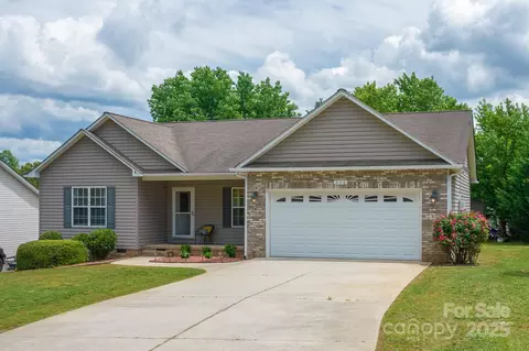 Other - 206 Pine Meadow St, Hickory, NC 28601 photo 6 of 18