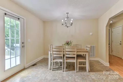 Dining - 206 Pine Meadow St, Hickory, NC 28601 photo 1 of 3