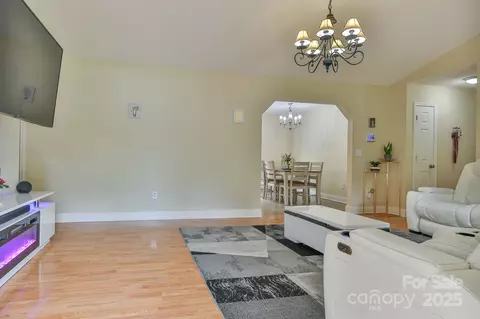 Living - 206 Pine Meadow St, Hickory, NC 28601 photo 5 of 7