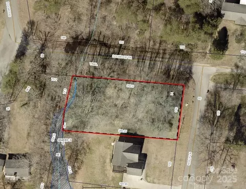 2200 Holly Ln, Shelby, NC 28150