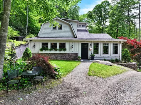 45 Gracious Ln, Waynesville, NC 28785