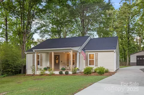 7416 Cross Tie Ct, Mint Hill, NC 28227