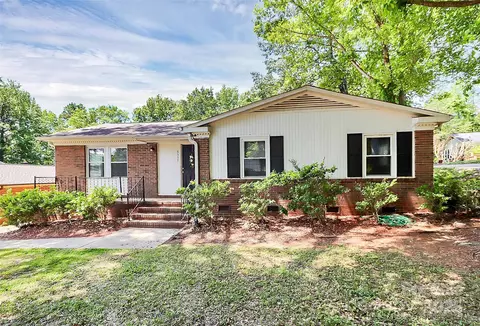 6517 Paleface Pl, Charlotte, NC 28214