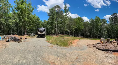 8413 Walkup Rd, Waxhaw, NC 28173