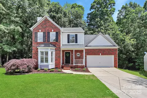 101 Creekside Dr, Fort Mill, SC 29715