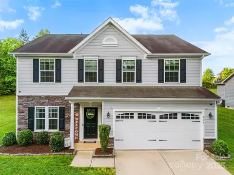 865 Wingthorn Rose Dr, Gastonia, NC 28056