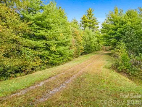 34 Laurel Hts, Mars Hill, NC 28753 photo 14