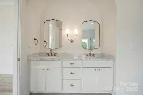 Bath - 3622 E Brief Rd, Monroe, NC 28110 photo 4 of 6