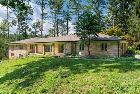 426 Vanderbilt Rd, Asheville, NC 28803