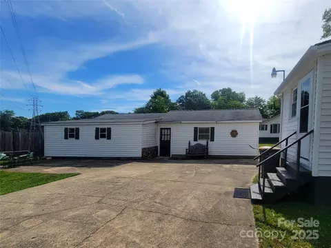 309 E 11th St, Kannapolis, NC 28083 photo 7