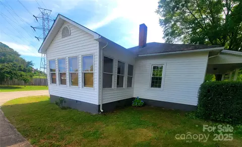 309 E 11th St, Kannapolis, NC 28083 photo 2