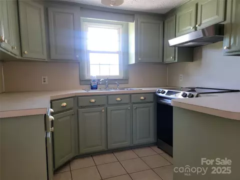 309 E 11th St, Kannapolis, NC 28083 photo 21