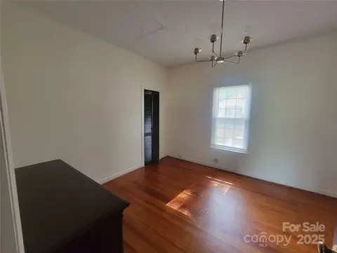 309 E 11th St, Kannapolis, NC 28083 photo 25