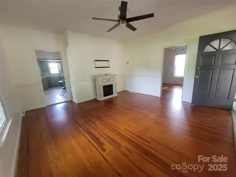 309 E 11th St, Kannapolis, NC 28083 photo 24