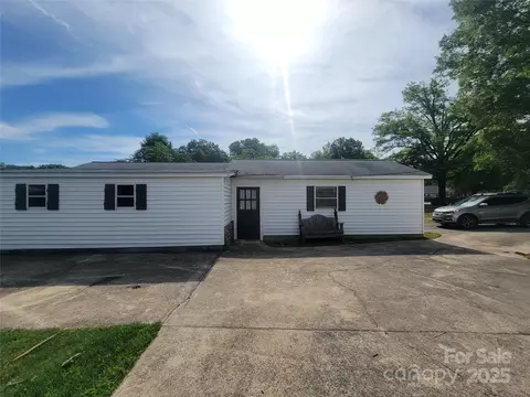 309 E 11th St, Kannapolis, NC 28083 photo 10