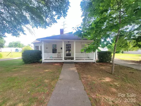 309 E 11th St, Kannapolis, NC 28083