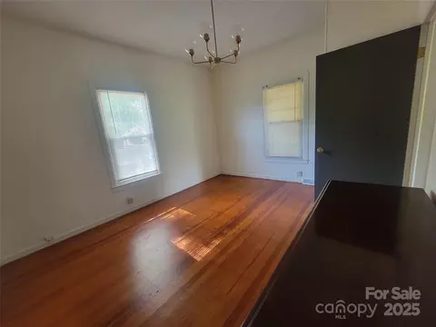 309 E 11th St, Kannapolis, NC 28083 photo 26