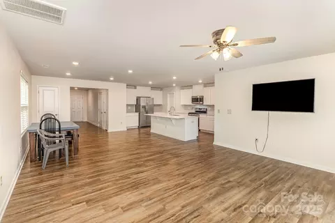 Living - 1313 Forkhorn Dr, Monroe, NC 28110 photo 2 of 3