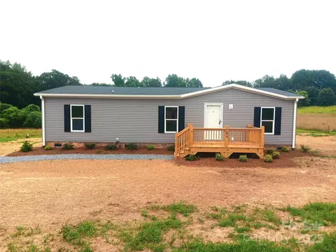104 Advent Dr, Grover, NC 28073