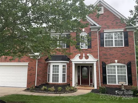 13123 Ashley Meadow Dr, Charlotte, NC 28213