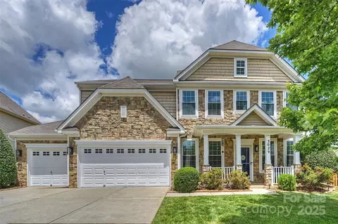 3029 Allendale Dr, Fort Mill, SC 29707