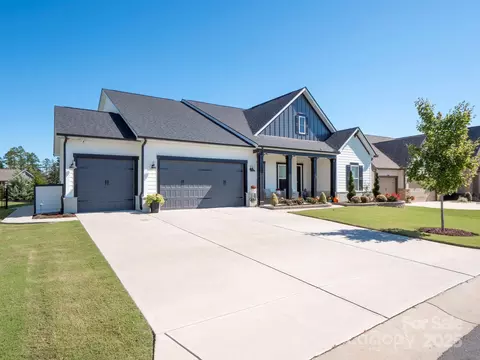 7112 Irongate Dr, Lancaster, SC 29720 photo 4