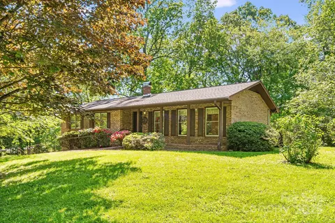 3127 Butler Bridge Rd, Mills River, NC 28759