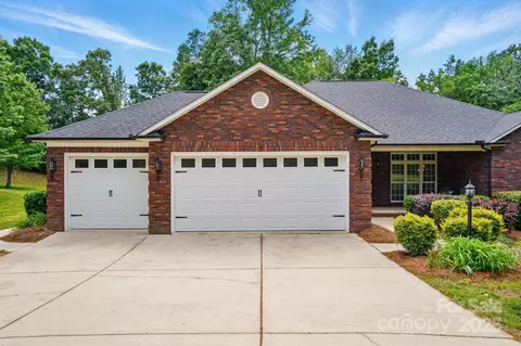 4860 Sherborne Dr, Harrisburg, NC 28075