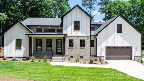 111 Greens Rd, Granite Falls, NC 28630