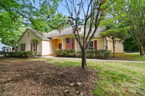 9927 Raddington Ln, Charlotte, NC 28269
