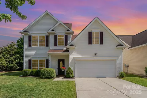 4711 Sunburst Ln, Charlotte, NC 28213