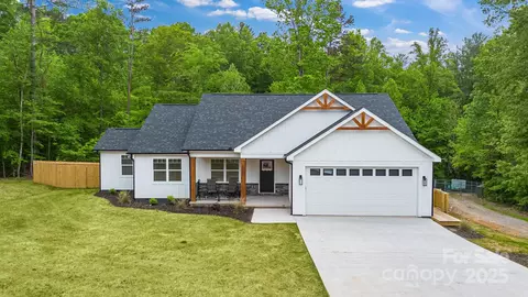1222 Summerhill Sw St SW, Lenoir, NC 28645