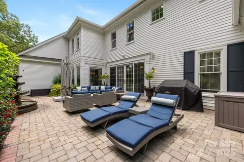 Exterior - 18705 Harbor Light Blvd, Cornelius, NC 28031 photo 12 of 14