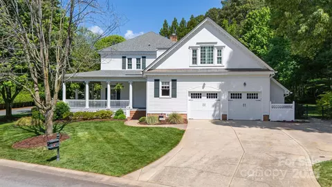 Exterior - 18705 Harbor Light Blvd, Cornelius, NC 28031 photo 5 of 14