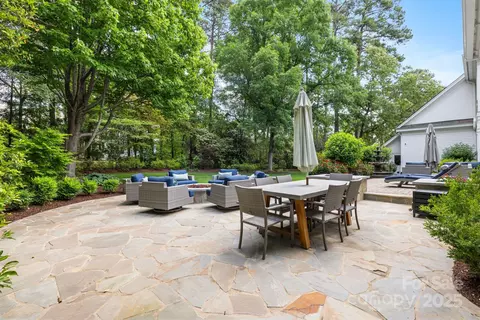 Exterior - 18705 Harbor Light Blvd, Cornelius, NC 28031 photo 11 of 14