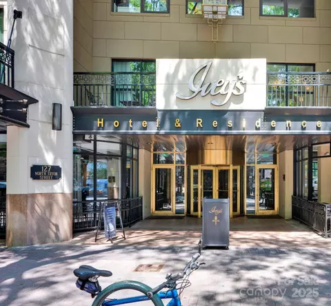 127 N Tryon 404 St #404, Charlotte, NC 28202