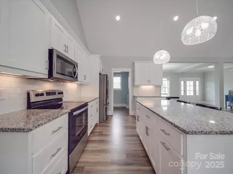 Kitchen - 2608 Henry Baucom Rd, Monroe, NC 28110 photo 4 of 5