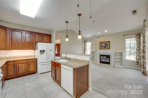 1678 Onyx Rdg, Fort Mill, SC 29708 photo 16