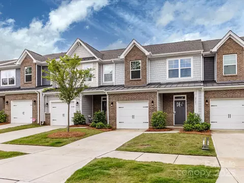2141 Bexar Trl, Matthews, NC 28105