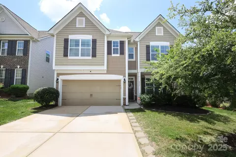 8317 Dallas Bay Rd, Charlotte, NC 28278