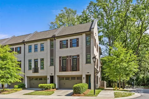 2906 Hillside Springs Dr, Charlotte, NC 28209