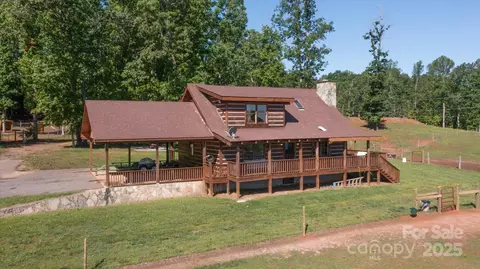 105 Causby Dr, Nebo, NC 28761