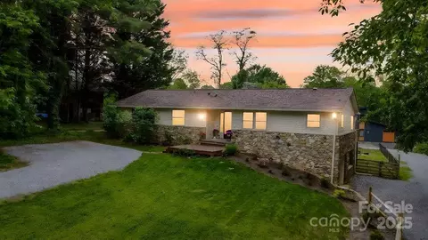 36 Avon Rd, Asheville, NC 28805