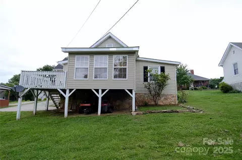 Exterior - 60 3rd St, Marion, NC 28752 photo 3 of 5