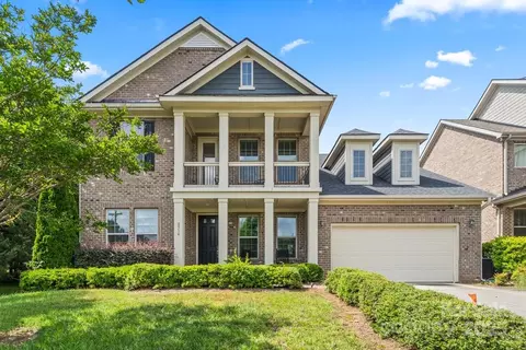 8514 Ellington Park Dr, Charlotte, NC 28277
