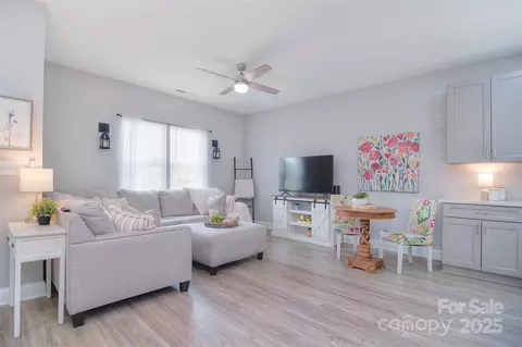 Living - 325 Cornwall Dr, Salisbury, NC 28147 photo 2 of 2